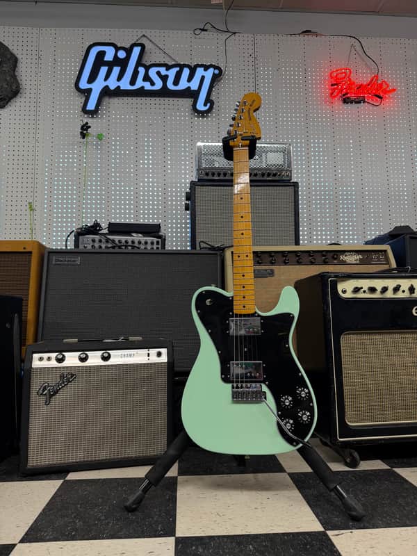 Fender Vintera II '70s Telecaster Deluxe with Tremolo, Maple Fretboard 2023 - 2026 - Surf Green