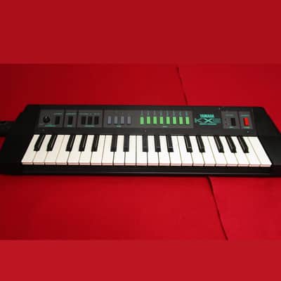 Yamaha KX5 BLACK Keytar MIDI Controller shoulder keyboard TESTED #24 image 10