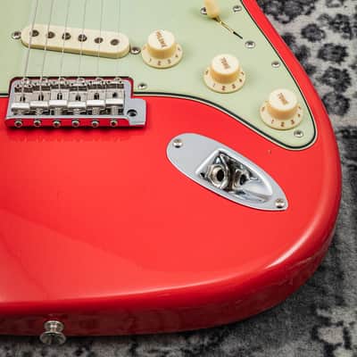 Fender Custom Shop Limited Edition '63 Stratocaster Journeyman Relic Electric Guitar - Aged Fiesta Red image 11