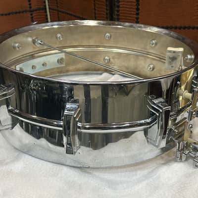 Ludwig 5" deep X 14" head Super Sensitive Snare Drum (3296-SD-4186) 1966 - chrome image 14