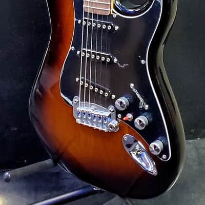 G&L CLF Research S-500 Rosewood Fretboard 2022 - Tobacco Burst w/FREE Pro Set Up image 2