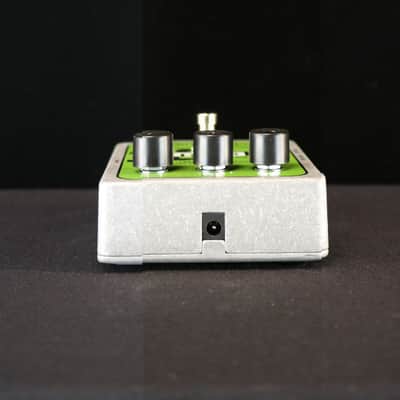 Electro-Harmonix Bass Big Muff Pi Fuzz Pedal image 2