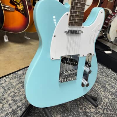 Squier Limited Edition Sonic Telecaster - Daphne Blue image 8