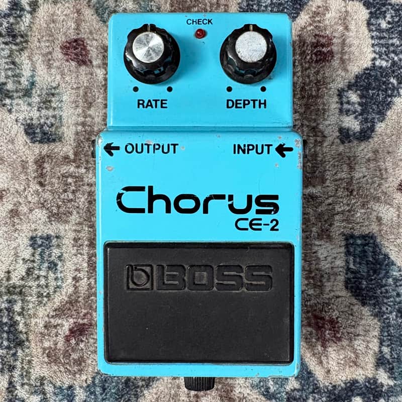 Boss CE2