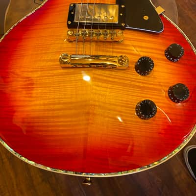 Wolf 2020 WLP 750T Electric Guitar - Cherry Burst w/Hard Case *Rosewood Fingerboard! image 8