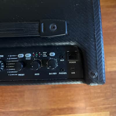 Fender Mustang I V.2 20-Watt 1x8" Modeling Guitar Combo 2013 - 2018 - Black image 4