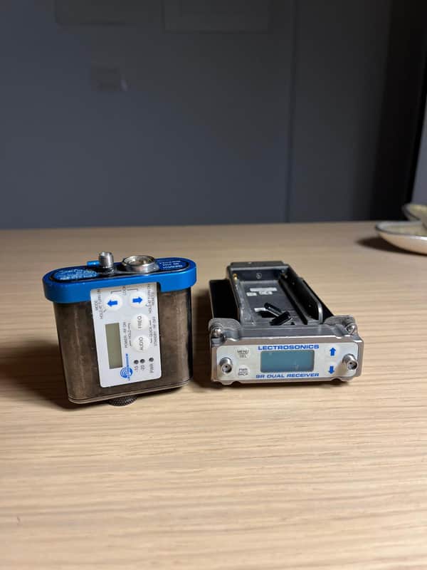 Lectrosonics SRB/E01 dual receiver + SMDB/E01 (606.0-631.5) image 1