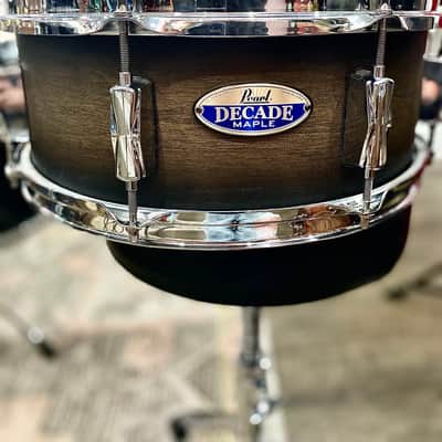 Pearl Decade Maple 14x5.5 - Satin Black Burst image 1