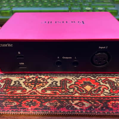 Focusrite Scarlett Solo 4th Gen USB Audio Interface 2023 - Present - Red image 3