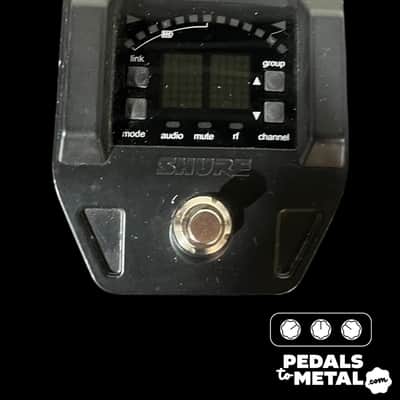 Shure GLXD6+ Wireless Guitar Pedal Receiver(with two additional 1/4 attachments and power cord) - Present - Black  X13008 image 2