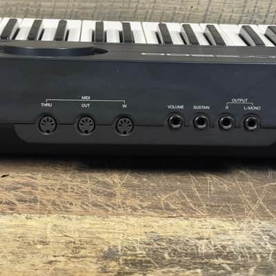 Yamaha YS200 FM 61 Key Synthesizer 1988 W/fitted gig bag - Black image 14