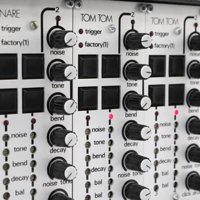 Simmons SDSV Electronic Analog Modular Drum Synthesizer w/ XLR Cables #50522 image 15
