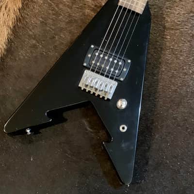 First Act Flying V Roadie Vee Wee Mini Black | Reverb
