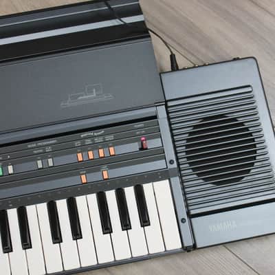 Yamaha PortaSound PCS-500 Keyboard image 7