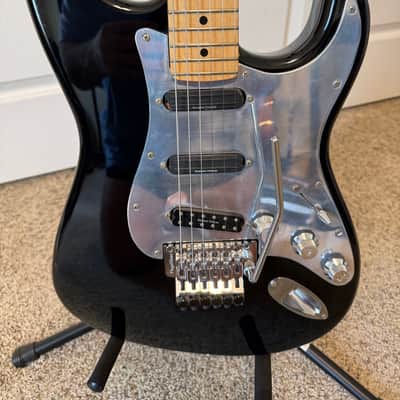 Fender ST-110FIM Iron Maiden Signature Stratocaster 2001 - 2002 - Black image 2