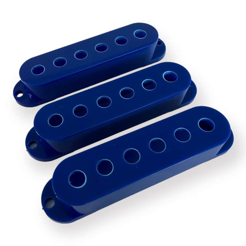 Single Coil Pickup Covers, Blue, Vintage (52 mm) Spacing image 1