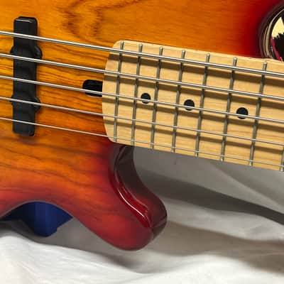 Lakland Skyline Series 55-02 5-String Electric Bass image 6