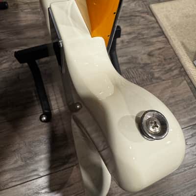 Fender Traditional 60's Jazzmaster 2019 MIJ Arctic White MINT FSR image 13