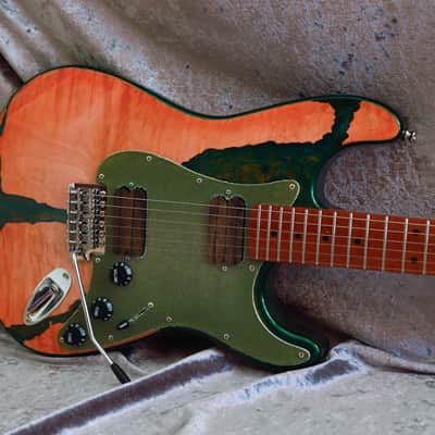 GB Liuteria Traditional Strato orange maple and green resin image 13
