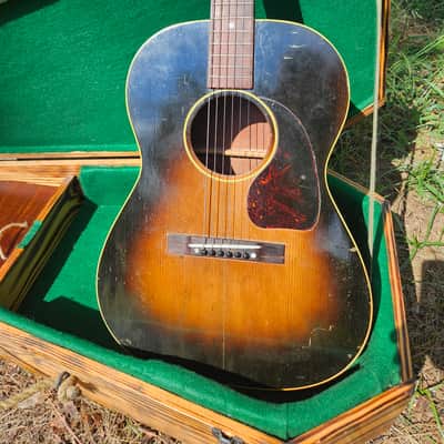 Gibson LG-1 1952 image 2