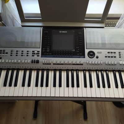 Yamaha PSR S900 image 1