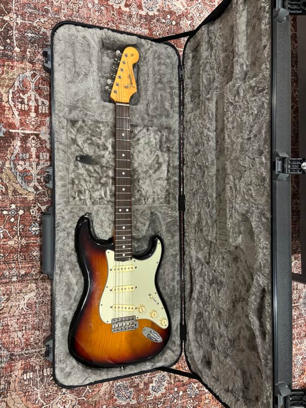 Fender American Original '60s Stratocaster with Rosewood Fretboard 2018 - 2022 - 3-Color Sunburst image 1