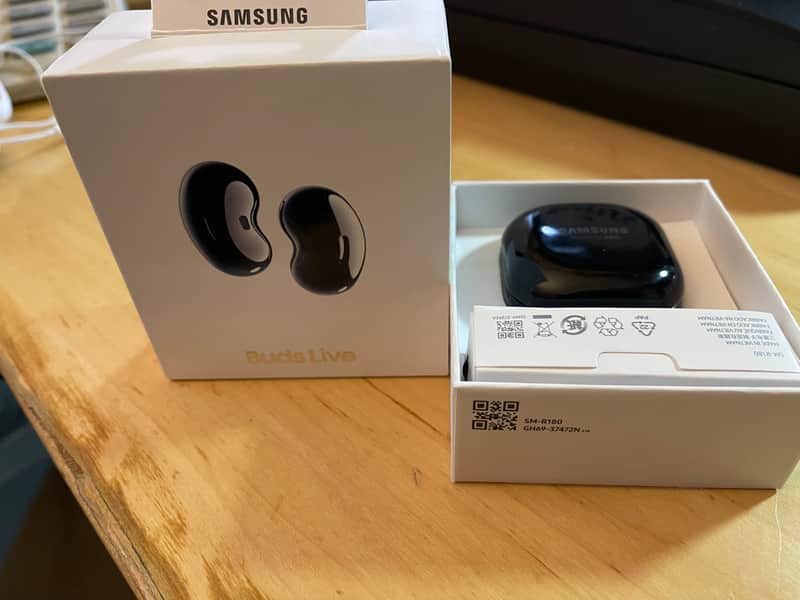 Samsung Buds Live IEM SM-R180-NZKAXAR 2020 Mystic Black image 1