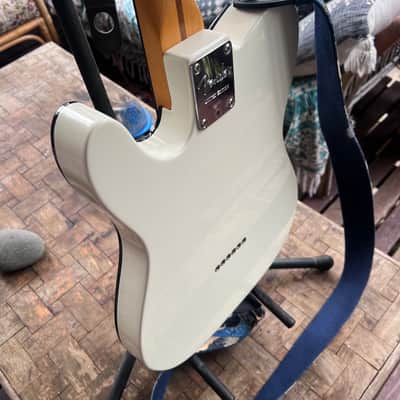 Fender Two-Tone Thinline Telecaster 2019 - 2020 - Seafoam Green image 11