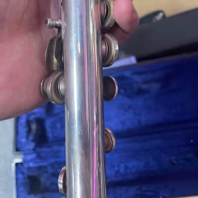 King Cleveland 610 Flute w/ Hard Case Blue Lining (parts/ repairable) image 11