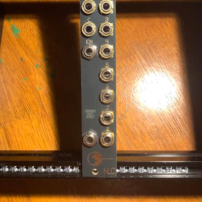 Nonlinearcircuits Goo goo mux 2025 - Black/gold image 1