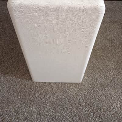 Supro 1820R Delta King 10 5-Watt 1x10" Guitar Combo 2021 - Present - White / White Stripes Bild 5
