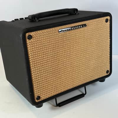 Ibanez Troubadour TA25 Acoustic Guitar Amp w Mic Input + EFX | Reverb