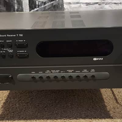 NAD Rare!!! NAD T752 Audio Video Surround Sound Receiver 2002 - Grey metal image 4