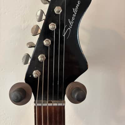 Silvertone Hornet 1960s - Sunburst image 8