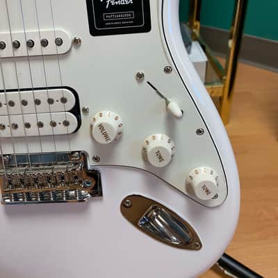 Fender Player Stratocaster HSS with Pau Ferro Fretboard 2018 - Present - Polar White image 3