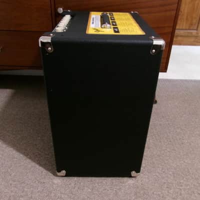 Fender Rumble 500 V3 500-Watt 2x10" Bass Combo 2015 - Present - Black image 6