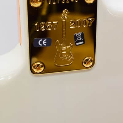 2007 Fender American Vintage 1957 Commemorative Stratocaster Electric Guitar, Maple Fingerboard, White Blonde w/ Case image 11