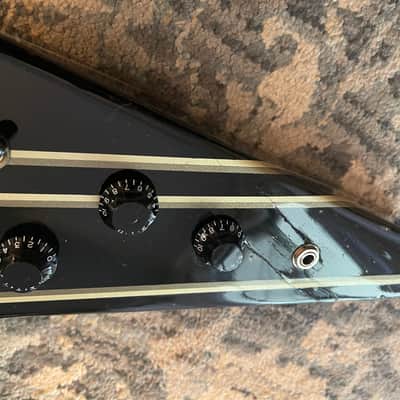 Gibson Designer Series Flying V 1983-1984 - Ebony with Design image 4