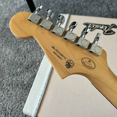 Fender 75th Anniversary CME Exclusive Player Jazzmaster 2021 - Shell Pink / White Headstock image 6