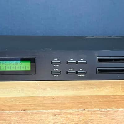 Roland U-110 PCM Sound Module - Black
