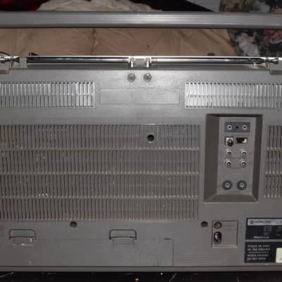 Hitachi TRK-8190HC Boombox Stereo Radio Cassette Recorder image 7