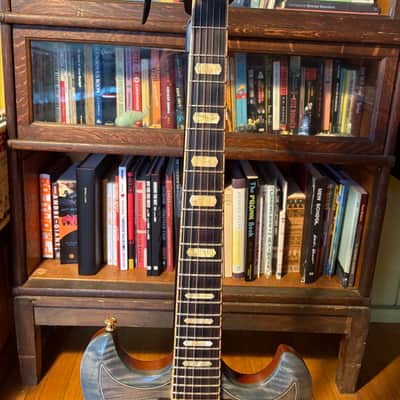 Knaggs Honga T2 2017 - satin image 10