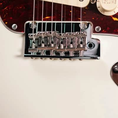 Fender American Professional II Stratocaster Electric Guitar - Olympic White with Hardshell Case image 9