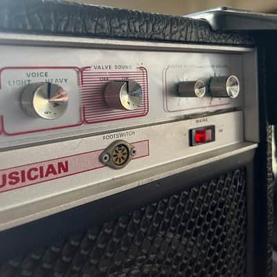 HH Electronics HH V-S Musician Reverb 2x12 Combo image 3