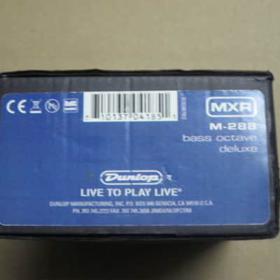 light average wear MXR EMPTY BOX ONLY for M-288 Bass Octave Deluxe (NO pedal / NO paperwork) image 8