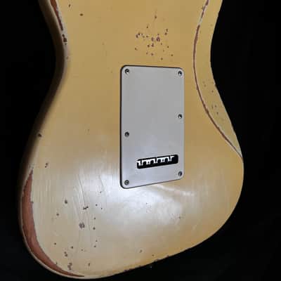 Fender Yngwie Malmsteen  Signature Stratocaster with Maple Fretboard 1987 - 1997 - Vintage White image 21