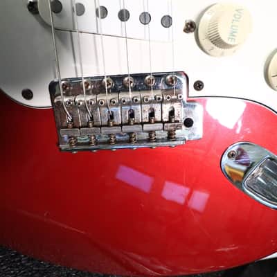 1998 Fender Deluxe Powerhouse Stratocaster Electric Guitar Red image 20