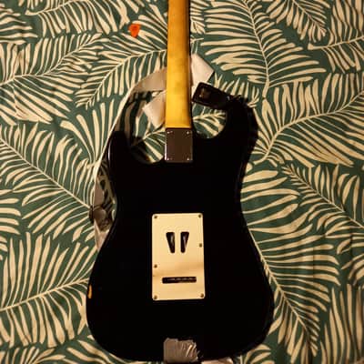 Kurt Cobain Nirvana 'Vandalism' Stratocaster image 6
