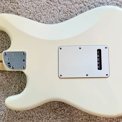 Fender Jeff Beck Artist Series Stratocaster with Hot Noiseless Pickups 2001 - Present - Olympic White image 6