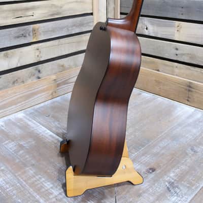 Used (2021) Taylor Builder's Edition 517 Left-Handed Acoustic Guitar with Western Floral Hardshell Case image 9